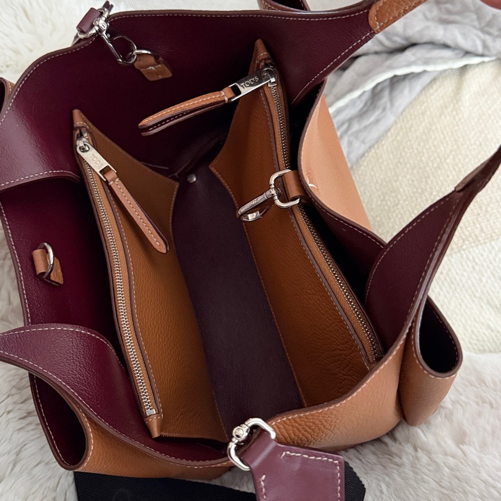 Tod's Mini Leather Tote - Picture 8 of 16